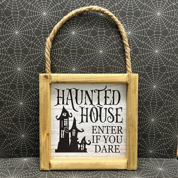 Haunted House Enter If You Dare Halloween Sign - Picture 1 of 4